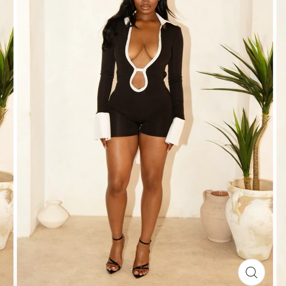 Sexy jumpsuit size small - Picture 2 of 3